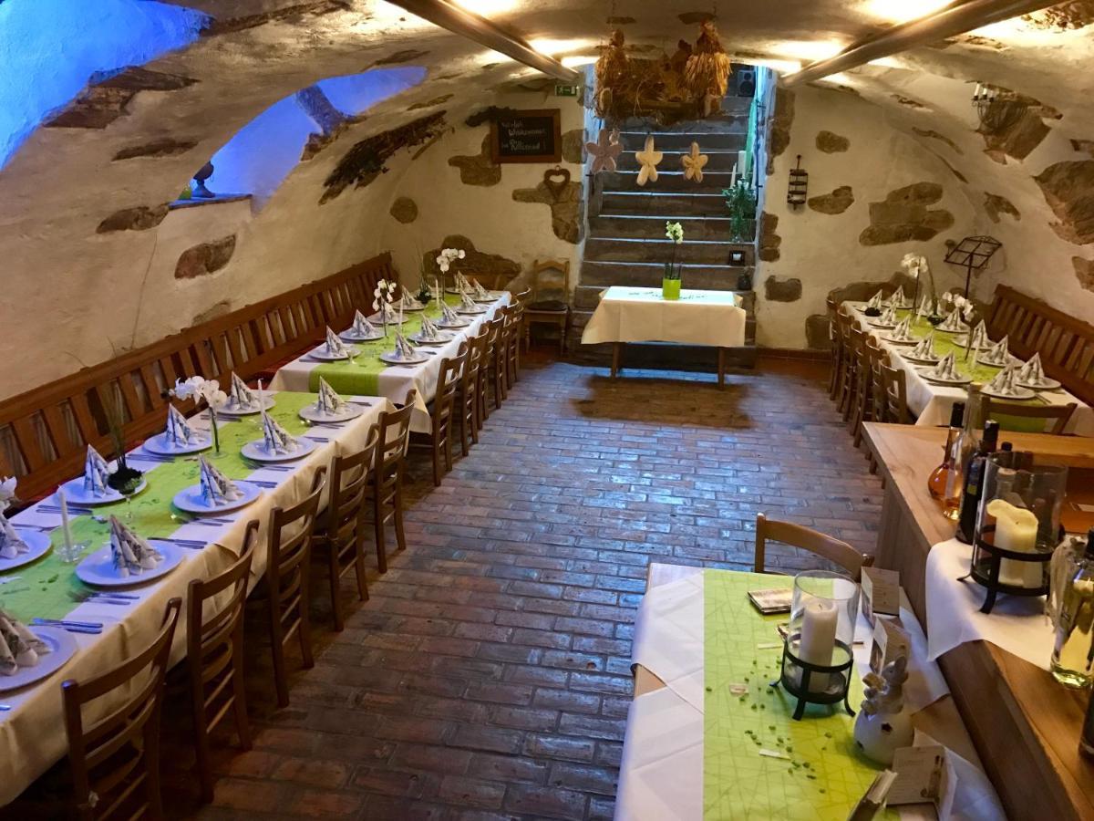 Landgasthaus "Zum Engel" Neuleiningen Eksteriør bilde