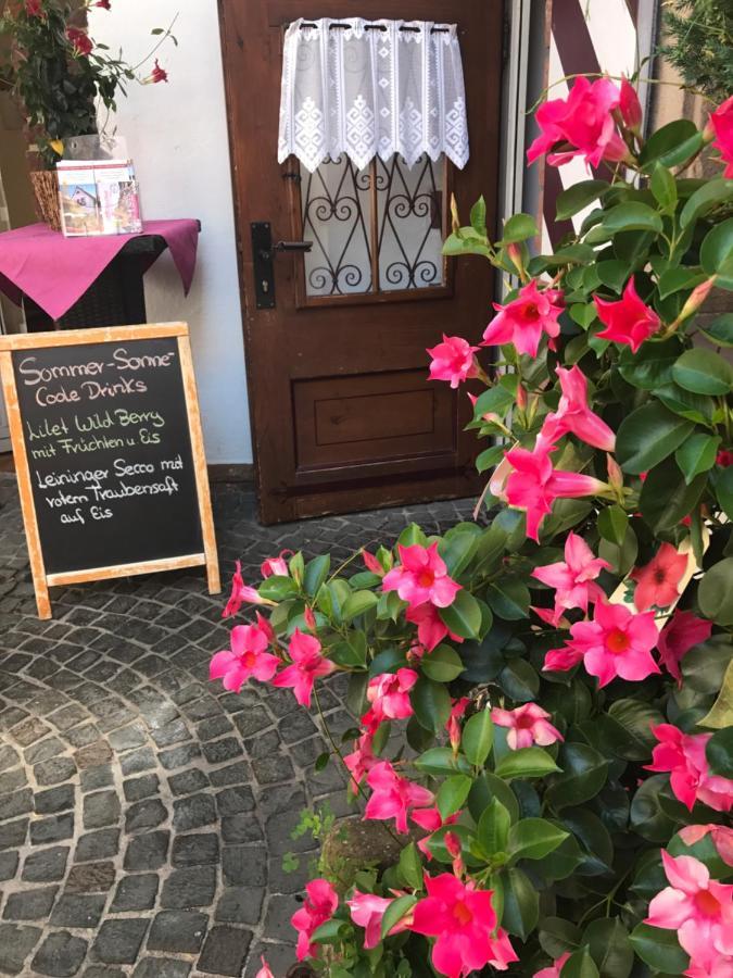 Landgasthaus "Zum Engel" Neuleiningen Eksteriør bilde