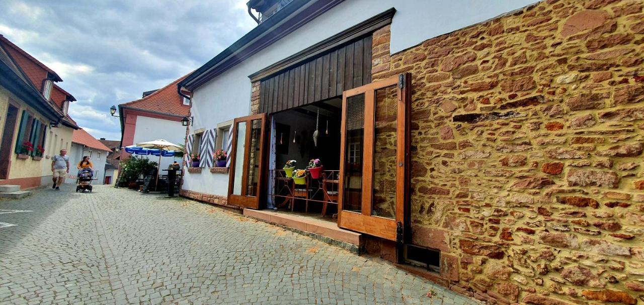 Landgasthaus "Zum Engel" Neuleiningen Eksteriør bilde