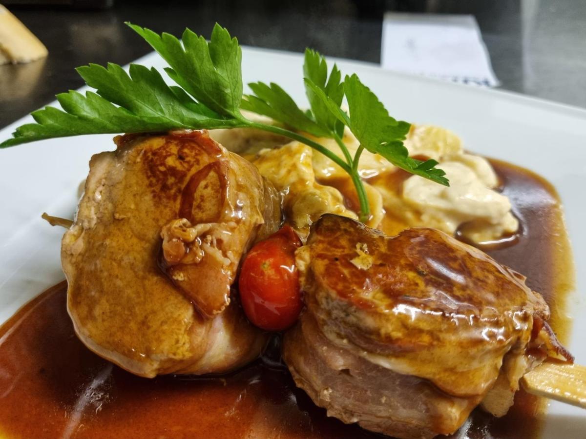Landgasthaus "Zum Engel" Neuleiningen Eksteriør bilde