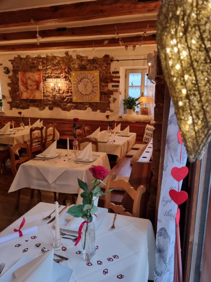 Landgasthaus "Zum Engel" Neuleiningen Eksteriør bilde